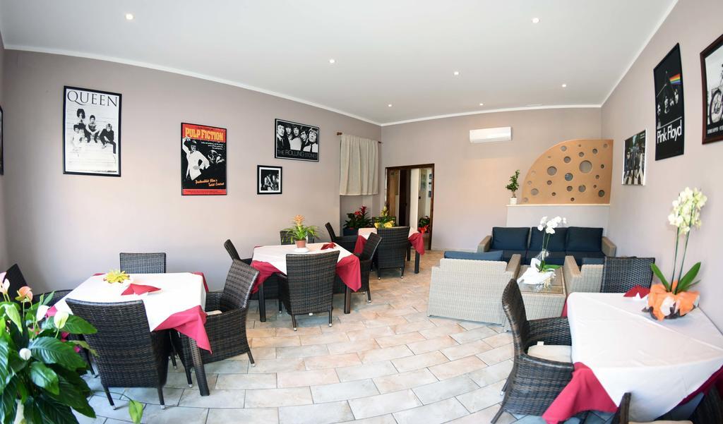 Albergo La Perla Orbetello Exterior foto